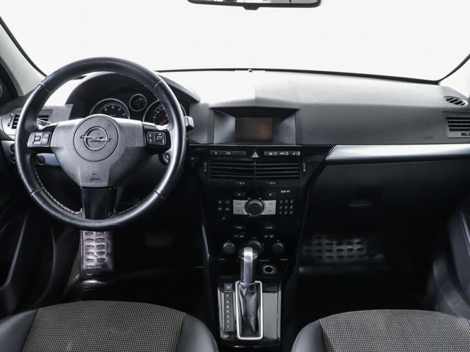 Opel Astra 1.8 АКПП, 2011, 154 000 км фото 11