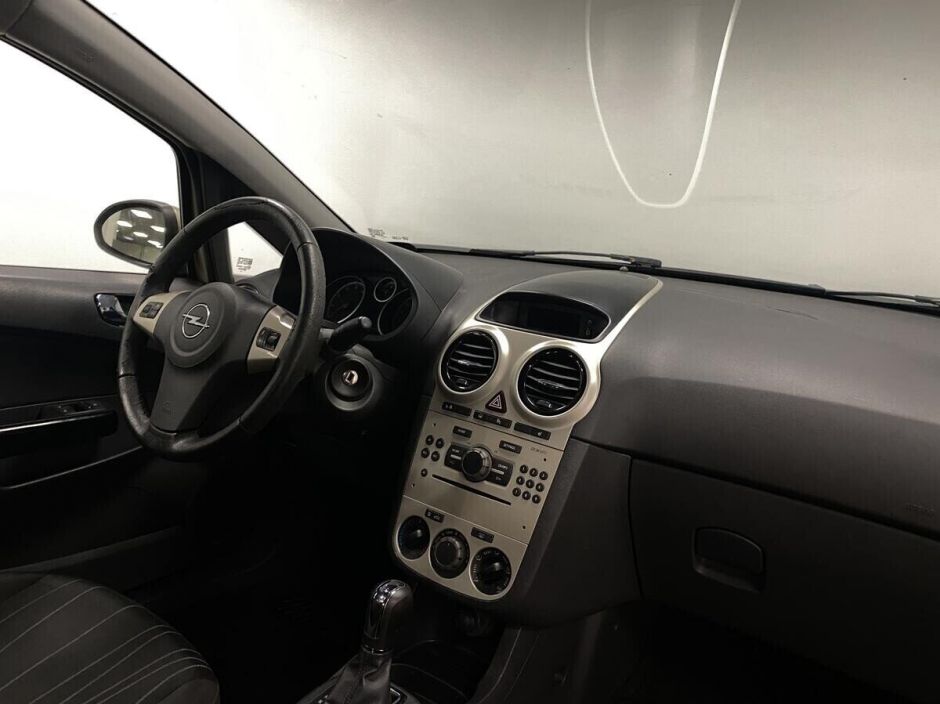 Opel Corsa 1.4 АКПП, 2008, 179 000 км фото 11