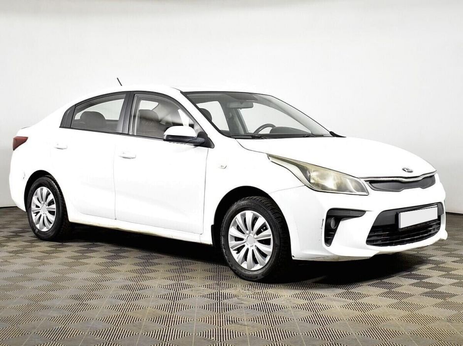 Kia Rio 1.4 АКПП, 2018, 70 000 км фото 3