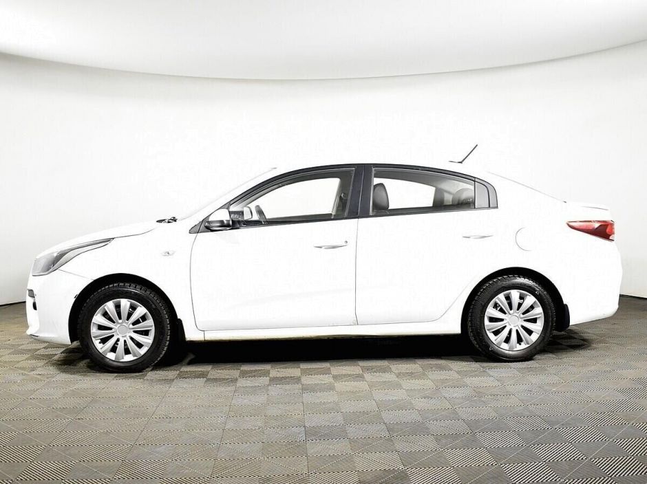 Kia Rio 1.4 АКПП, 2018, 70 000 км фото 8