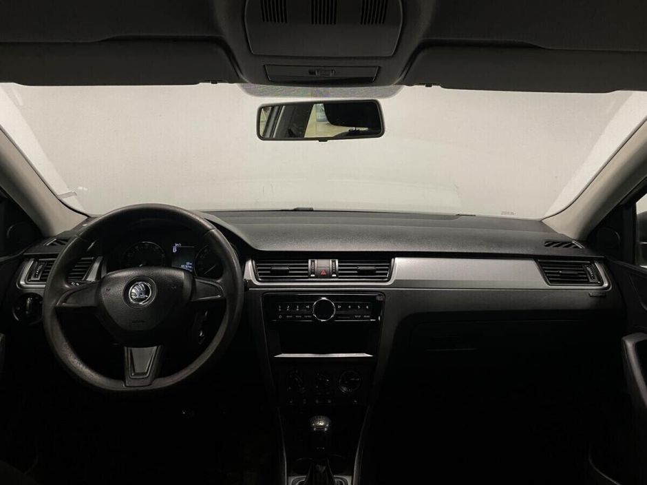 Skoda Rapid 1.6 МКПП, 2015, 97 000 км фото 10