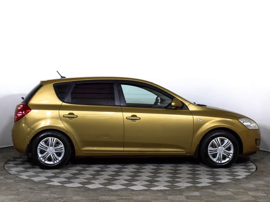 Kia Ceed 1.6 МКПП, 2009, 174 000 км фото 4