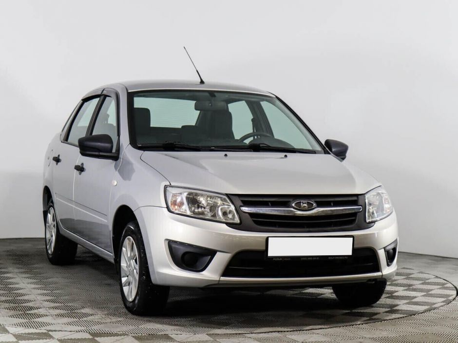 LADA (ВАЗ) Granta 1.6 МКПП, 2018, 67 000 км фото 3
