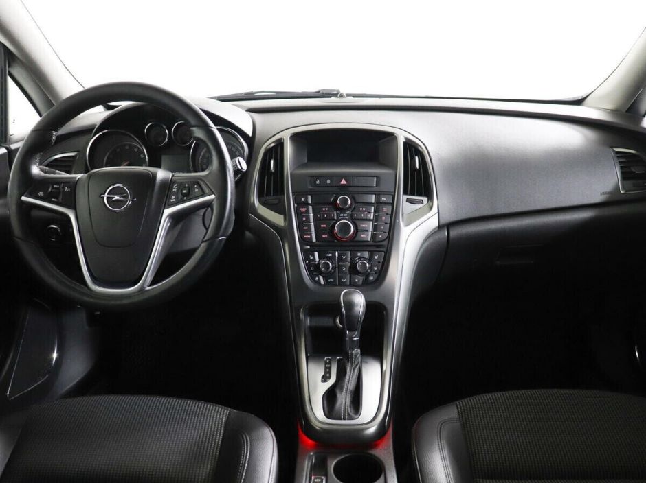 Opel Astra 1.6 АКПП, 2012, 131 000 км фото 12