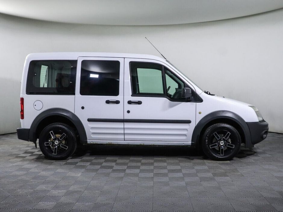 Ford Tourneo Connect 1.8 МКПП, 2010, 165 000 км фото 4