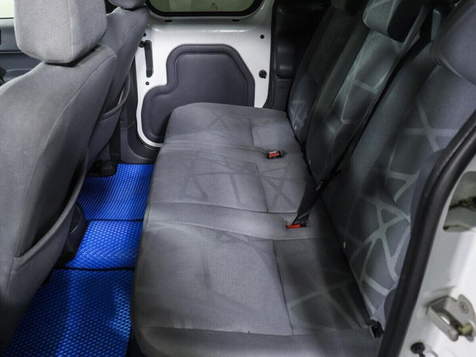 Ford Tourneo Connect 1.8 МКПП, 2010, 165 000 км фото 10