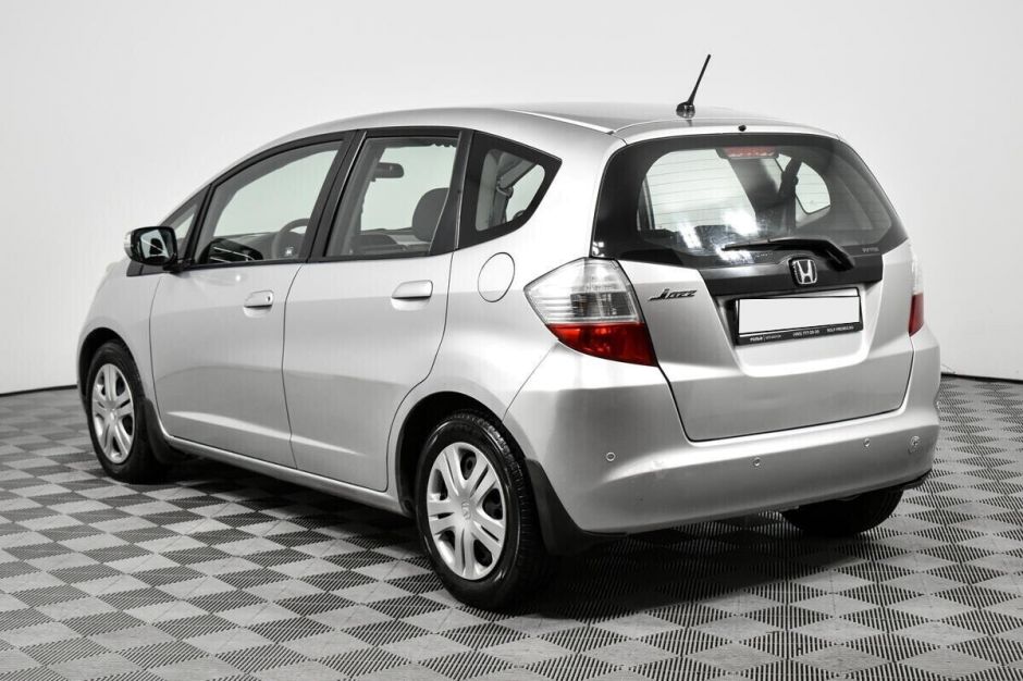 Honda Jazz 1.3 РКПП, 2009, 177 000 км фото 7