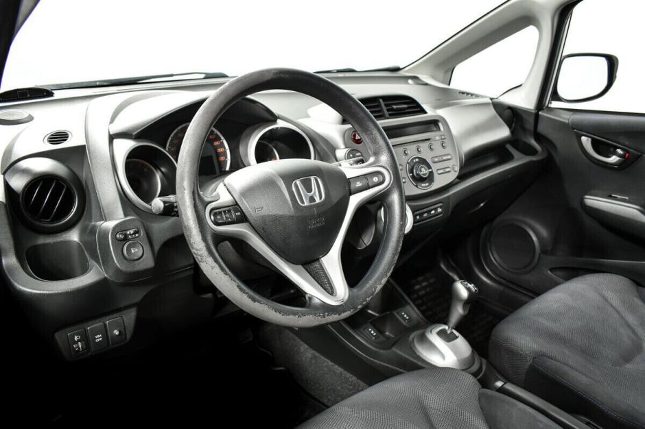 Honda Jazz 1.3 РКПП, 2009, 177 000 км фото 13