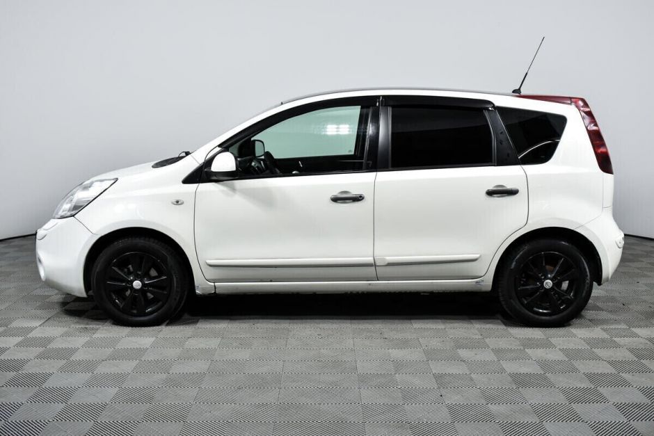 Nissan Note 1.6 АКПП, 2010, 170 000 км фото 8