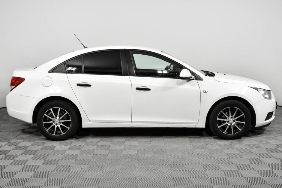 Chevrolet Cruze 1.6 АКПП, 2011, 152 000 км фото 4