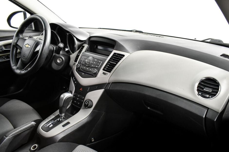 Chevrolet Cruze 1.6 АКПП, 2011, 152 000 км фото 9
