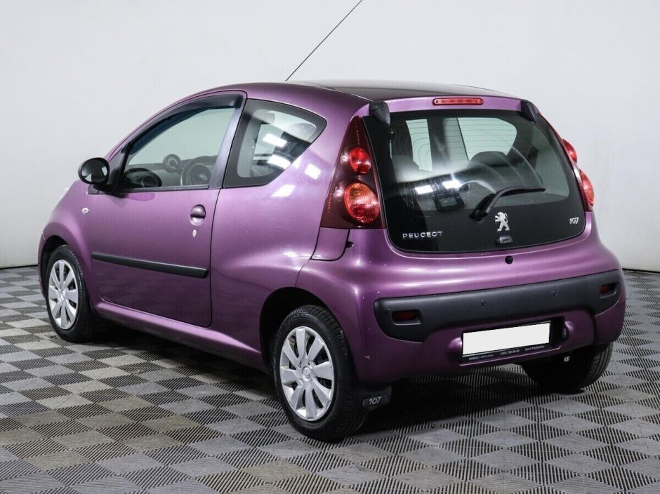 Peugeot 107 1.0 РКПП, 2012, 132 000 км фото 7