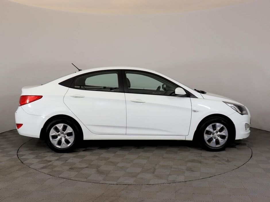 Hyundai Solaris 1.4 АКПП, 2016, 83 000 км фото 4