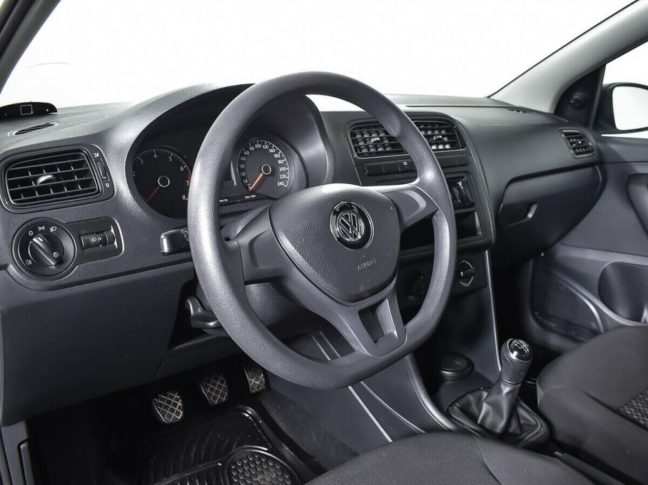 Volkswagen Polo 1.6 МКПП, 2018, 64 000 км фото 15