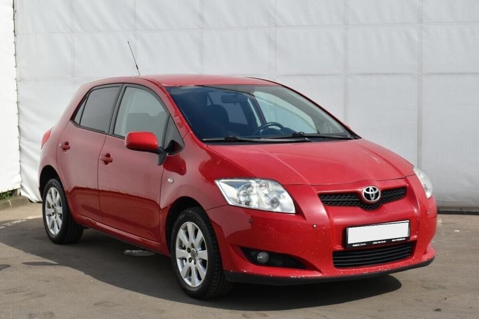 Toyota Auris 1.6 РКПП, 2008, 189 000 км фото 3
