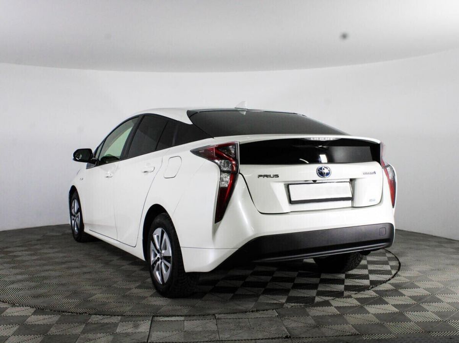 Toyota Prius 1.8 АКПП, 2016, 85 000 км фото 4
