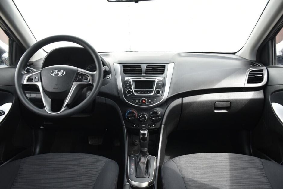 Hyundai Solaris 1.6 АКПП, 2015, 95 000 км фото 12
