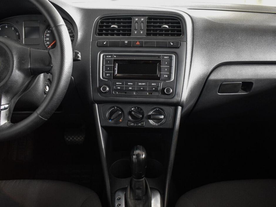 Volkswagen Polo 1.6 АКПП, 2014, 116 000 км фото 11