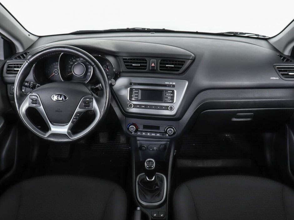 Kia Rio 1.6 МКПП, 2016, 87 000 км фото 11