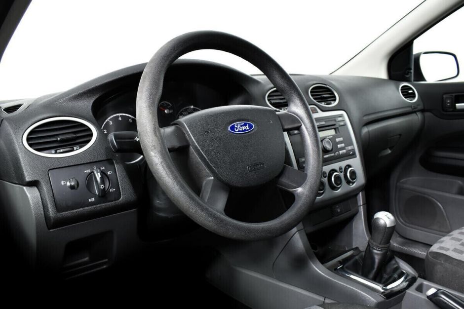 Ford Focus 1.4 МКПП, 2006, 204 000 км фото 13