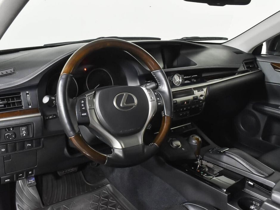 Lexus ES 2.5 АКПП, 2013, 124 000 км фото 5
