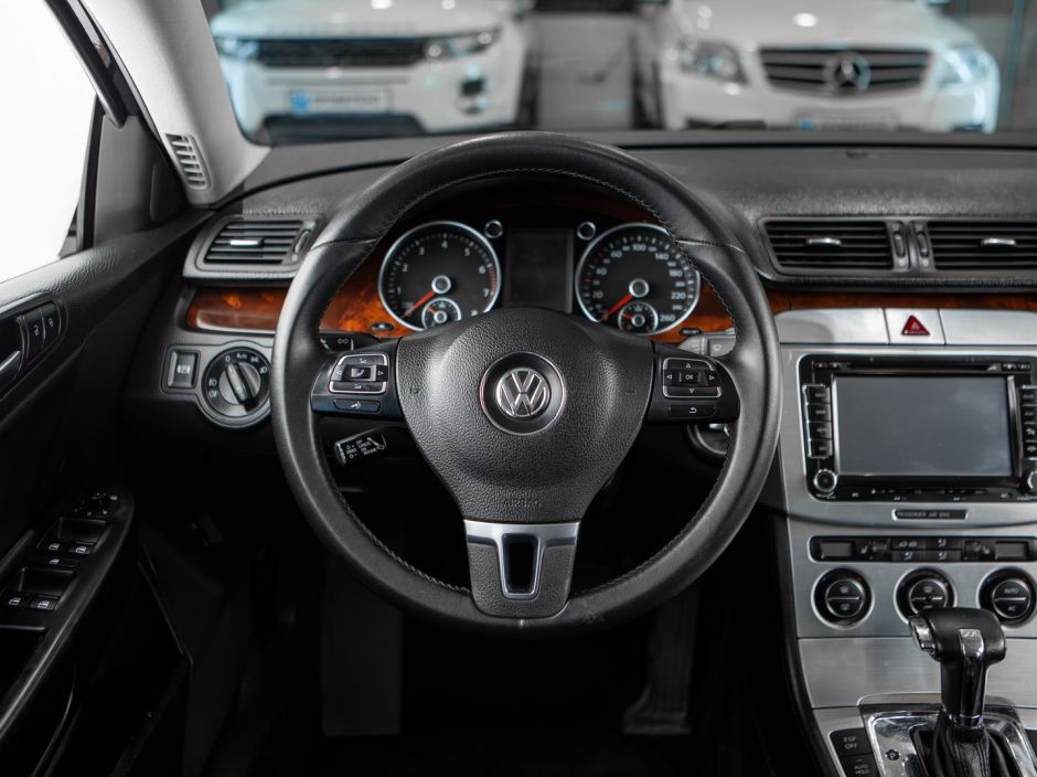 Volkswagen Passat РКПП, 2009, 146 305 км фото 13