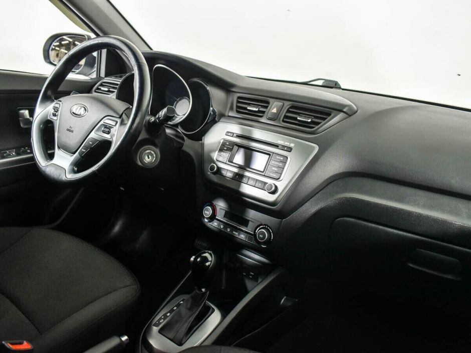 Kia Rio 1.6 АКПП, 2017, 79 000 км фото 6