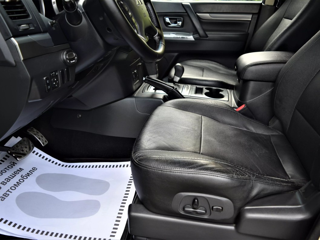 Mitsubishi Pajero Instyle S82 3.2 АКПП, 2014, 82 665 км фото 9