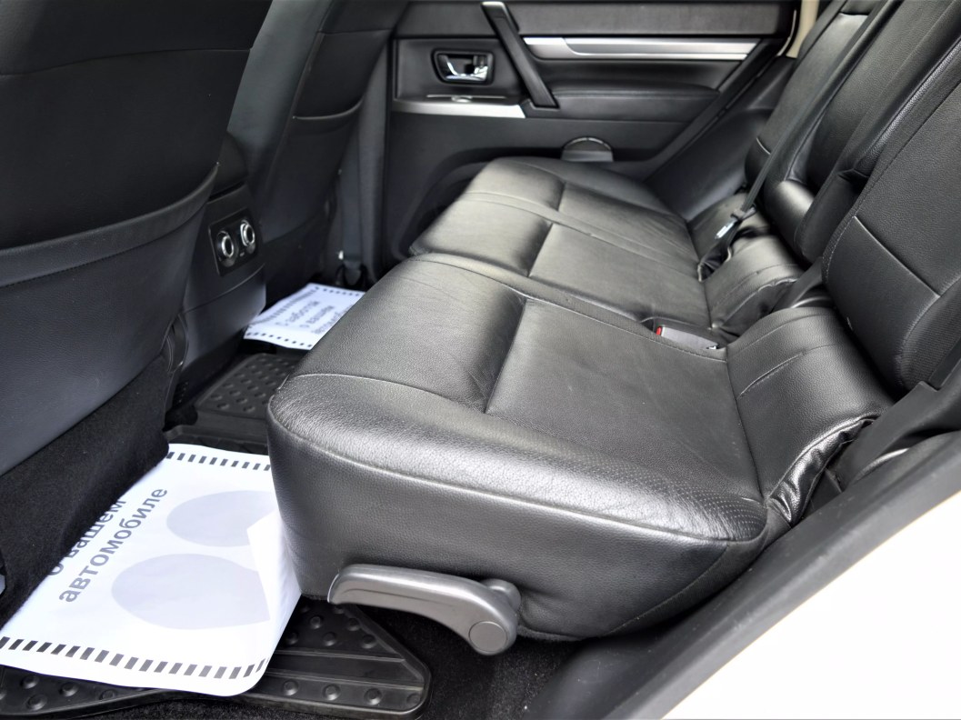 Mitsubishi Pajero Instyle S82 3.2 АКПП, 2014, 82 665 км фото 14
