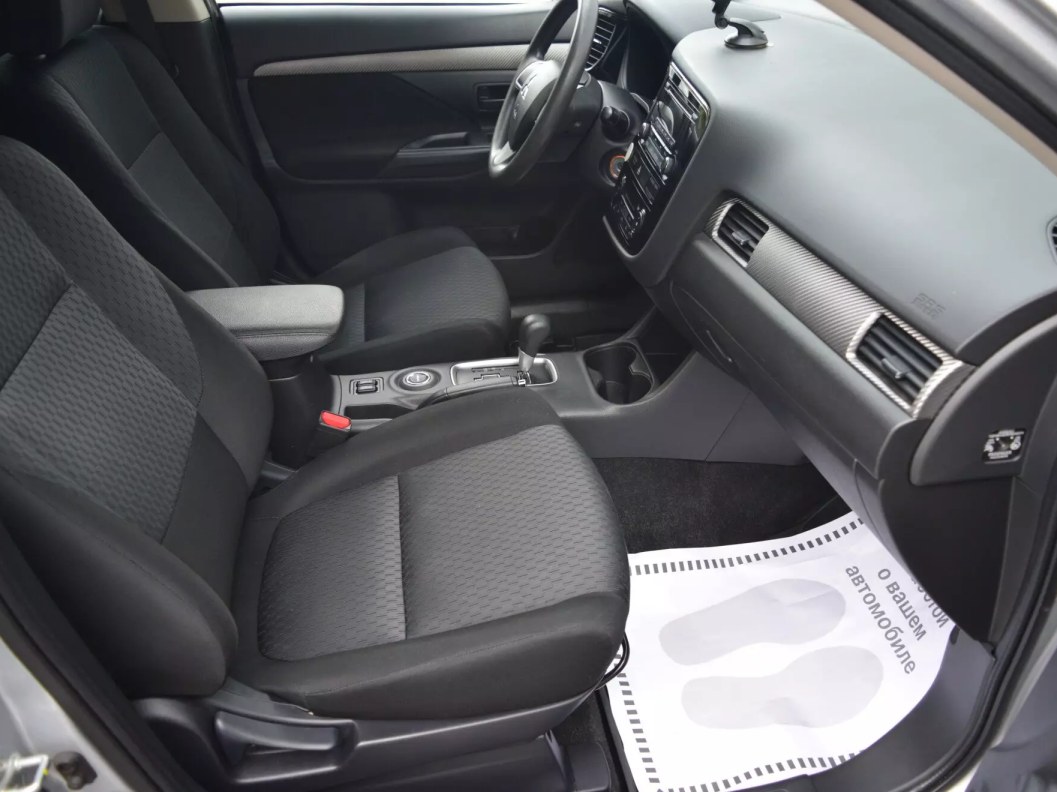 Mitsubishi Outlander Intense S80 2.0 CVT, 2014, 77 543 км фото 11