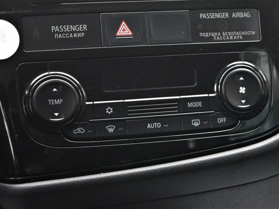 Mitsubishi Outlander Intense S80 2.0 CVT, 2014, 77 543 км фото 15