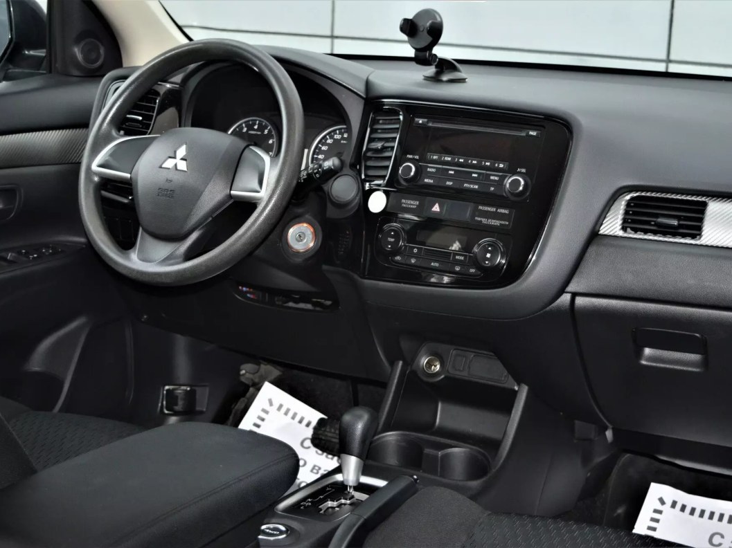 Mitsubishi Outlander Intense S80 2.0 CVT, 2014, 77 543 км фото 19