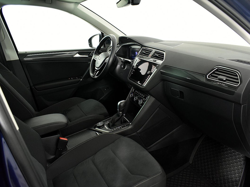Volkswagen Tiguan Comfortline 2.0 DSG, 2020, 24 552 км фото 9