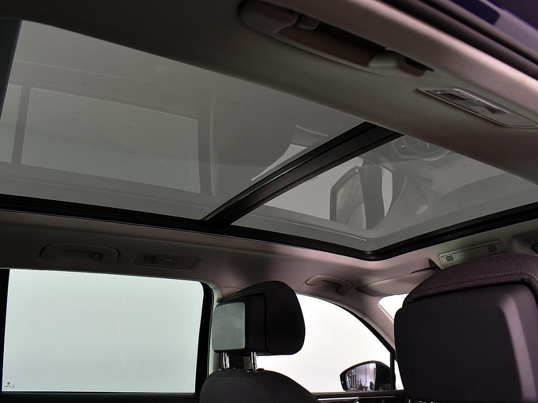 Volkswagen Tiguan Comfortline 2.0 DSG, 2020, 24 552 км фото 17