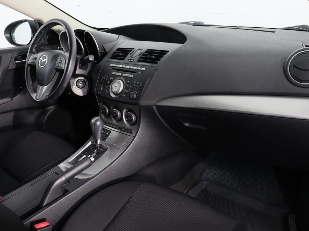 Mazda 3 Touring 1.6 АКПП, 2013, 100 100 км фото 3