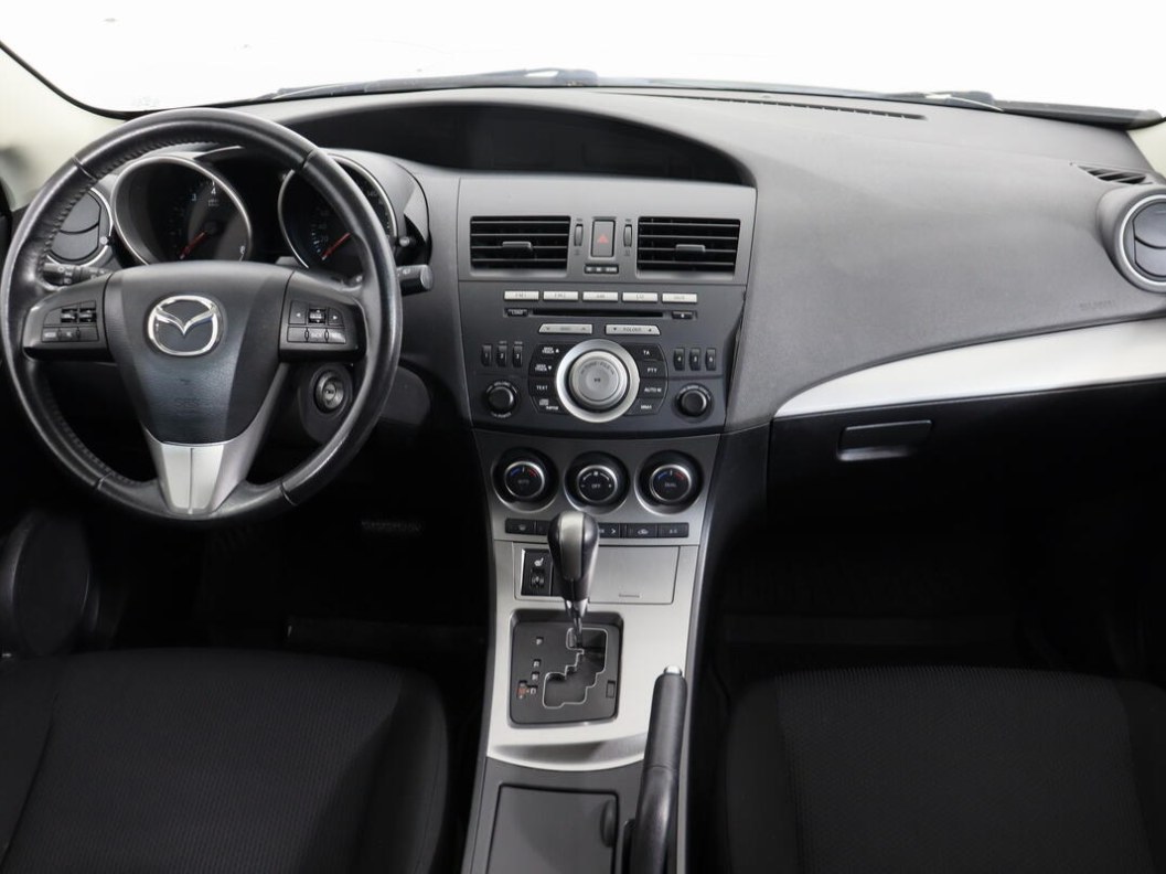 Mazda 3 Touring 1.6 АКПП, 2013, 100 100 км фото 11