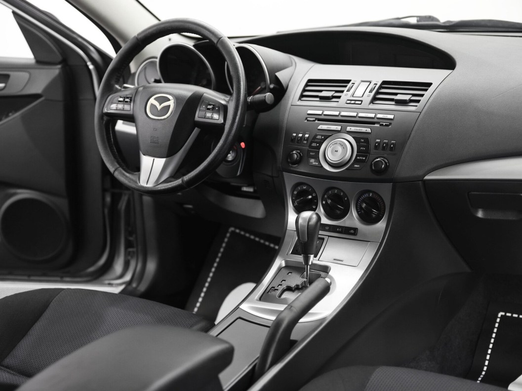 Mazda 3 Touring Plus 1.6 АКПП, 2011, 116 900 км фото 12