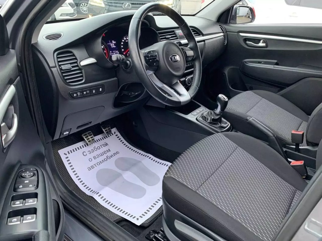 Kia Rio Comfort 1.6 МКПП, 2019, 28 352 км фото 9
