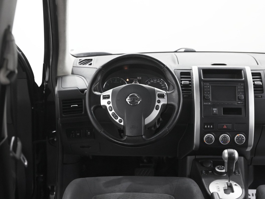 Nissan X-Trail 2.5 CVT, 2014, 75 602 км фото 8