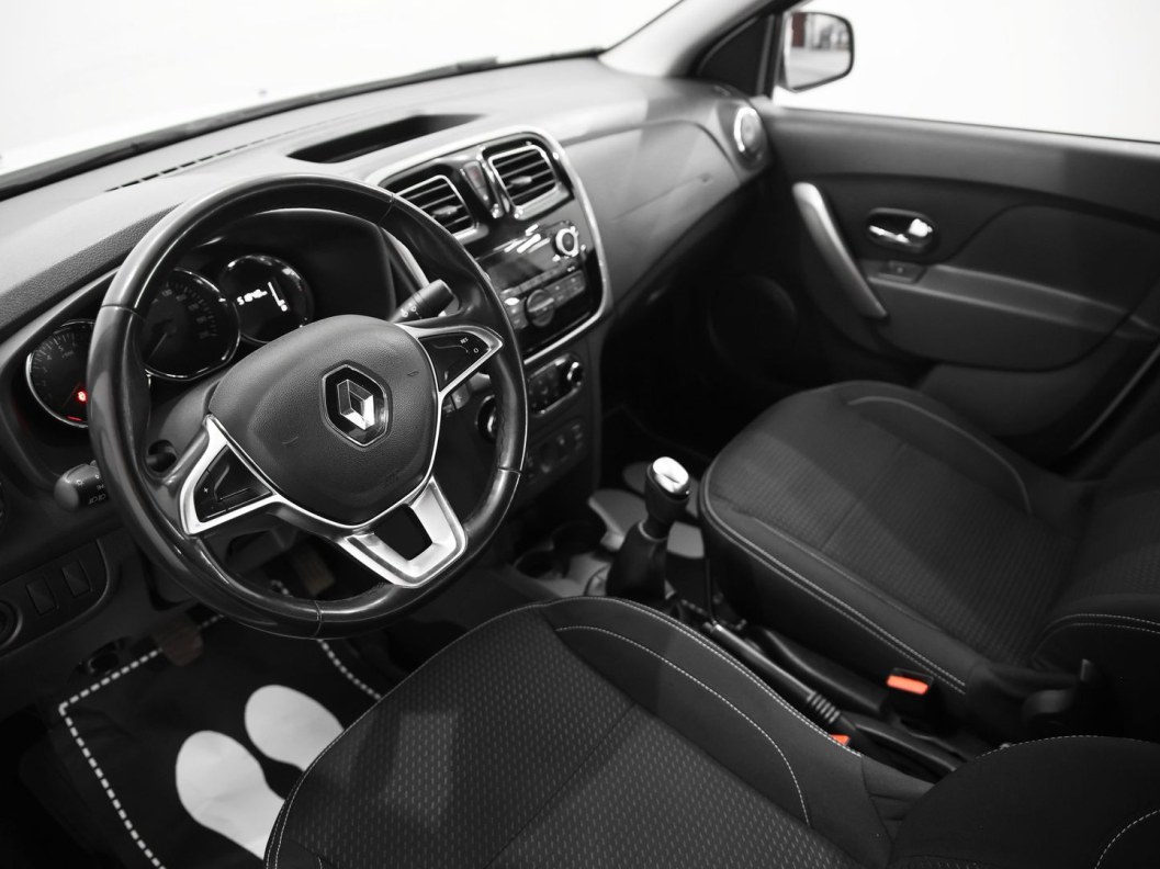 Renault Logan Style 1.6 МКПП, 2022, 26 565 км фото 6