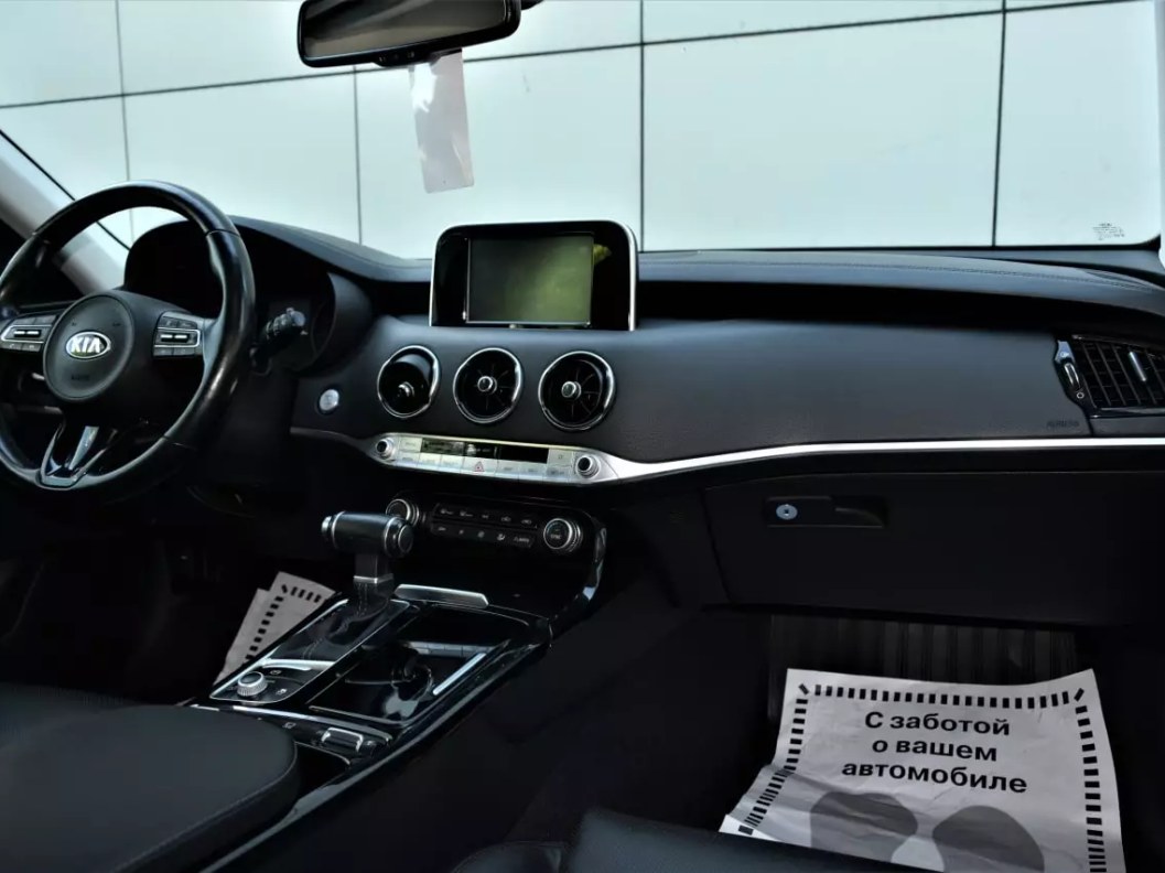 Kia Stinger Luxe 2.0 АКПП, 2018, 49 884 км фото 22