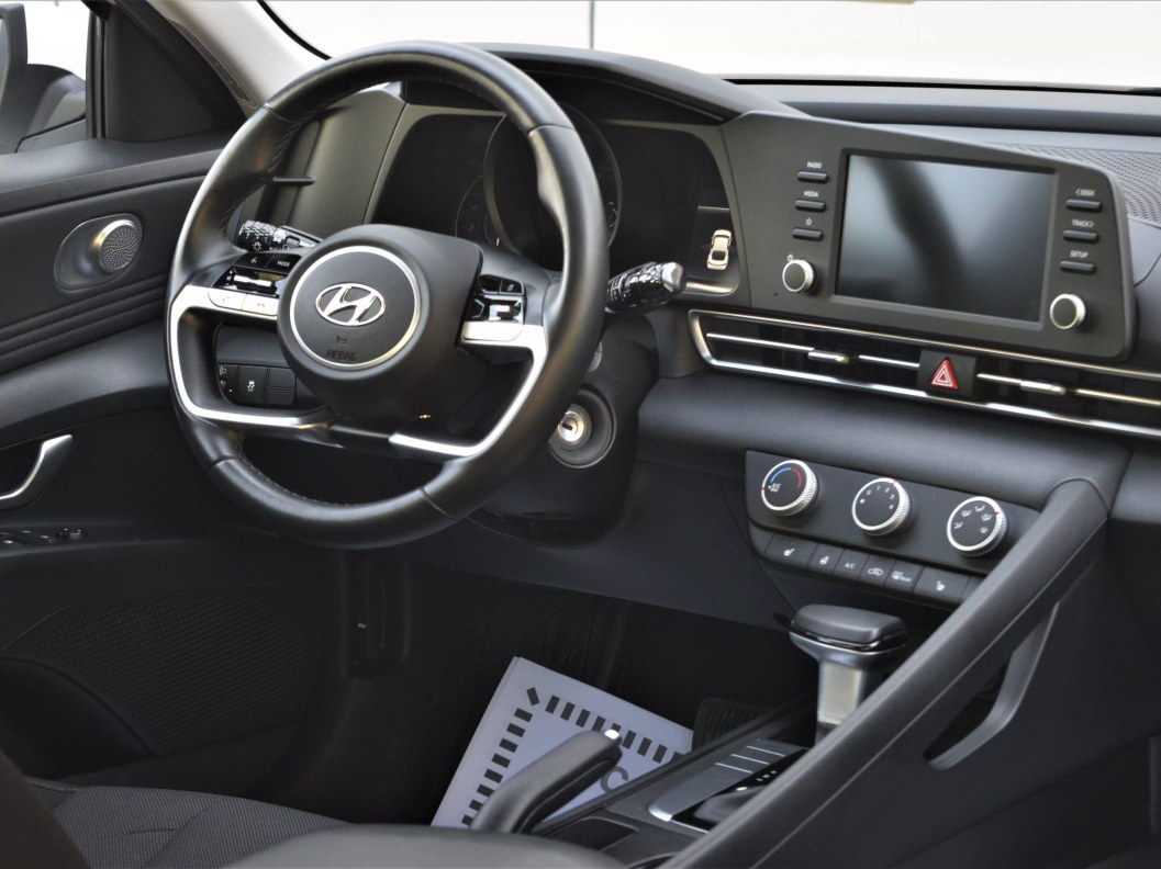 Hyundai Elantra Way 1.6 АКПП, 2021, 18 569 км фото 18