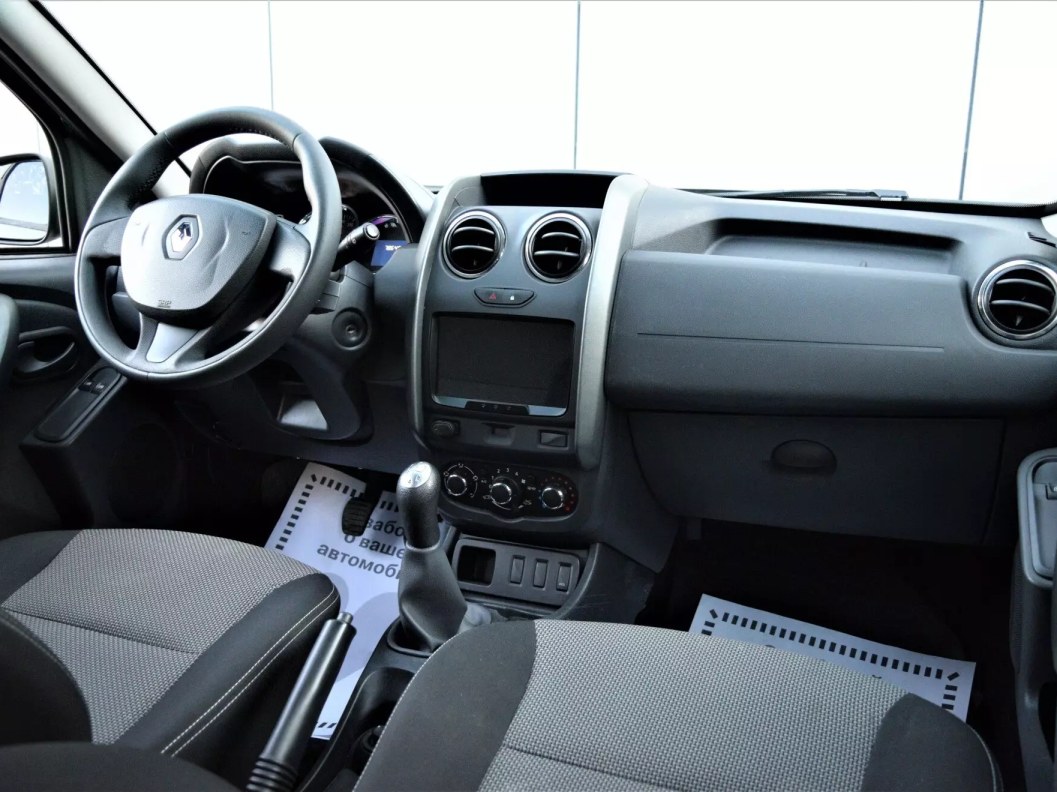 Renault Duster Expression 1.6 МКПП, 2017, 62 321 км фото 10