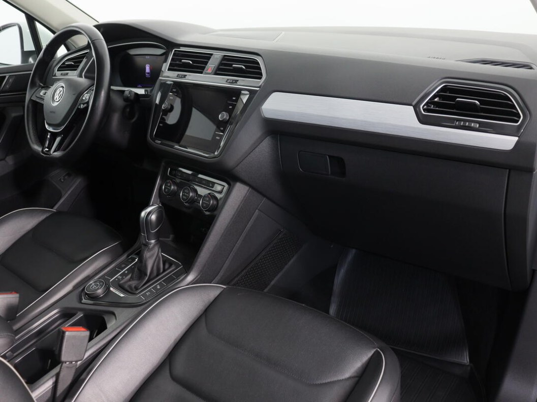 Volkswagen Tiguan 2.0 DSG, 2018, 41 209 км фото 8