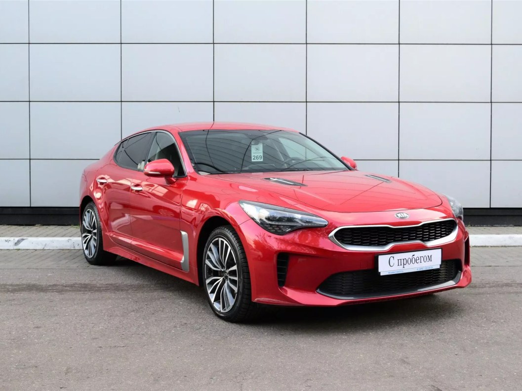 Kia Stinger 2.0 АКПП, 2018, 44 732 км фото 1