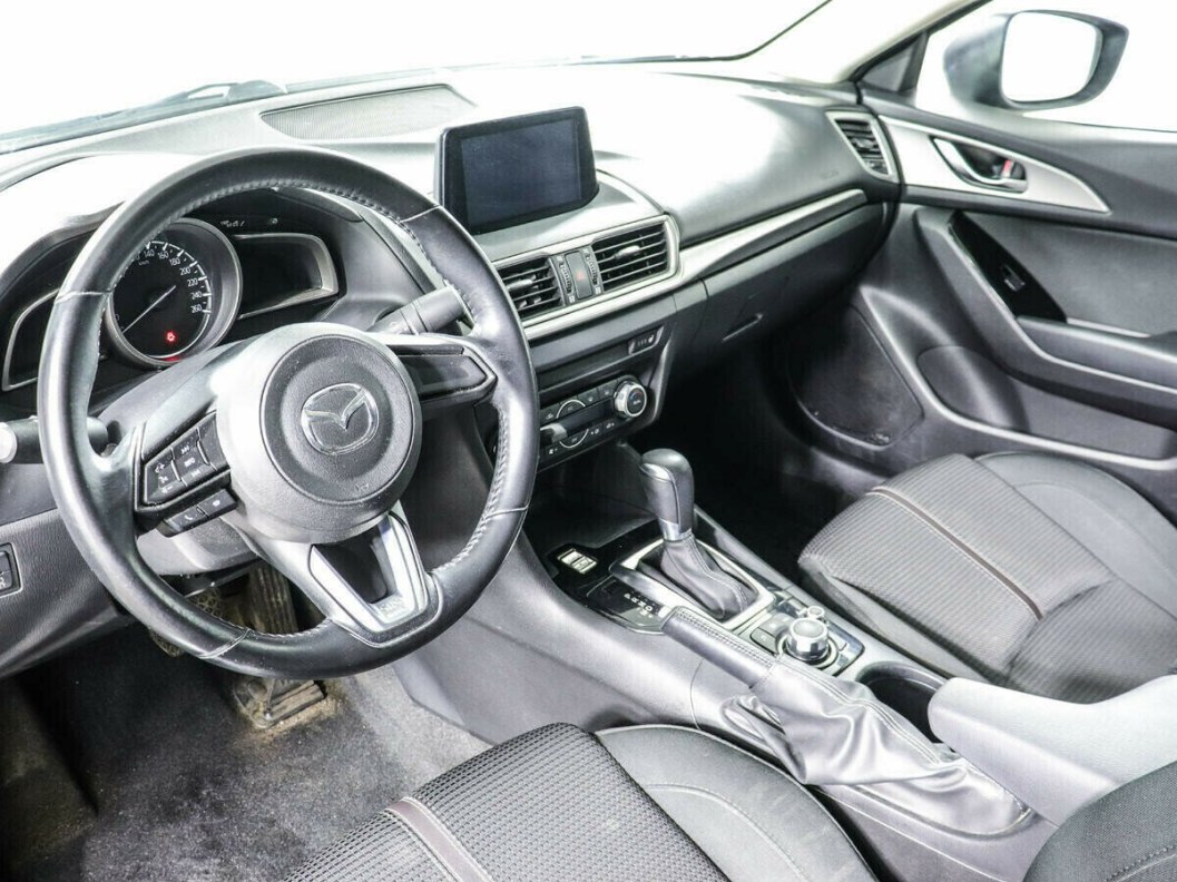 Mazda 3 1.5 АКПП, 2016, 101 000 км фото 5