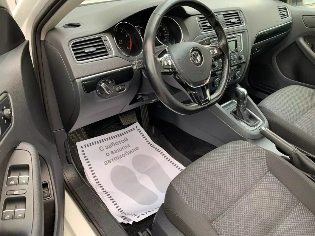 Volkswagen Jetta Comfortline 1.6 АКПП, 2016, 81 000 км фото 9
