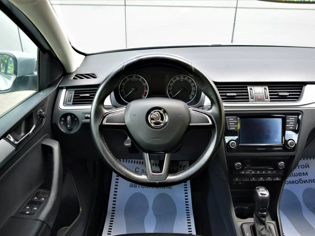 Skoda Rapid Style 1.4 РКПП, 2017, 45 000 км фото 17
