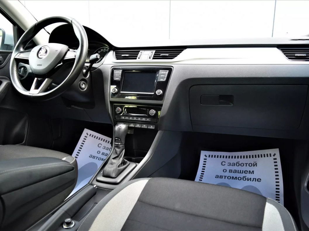 Skoda Rapid Style 1.4 РКПП, 2017, 45 000 км фото 20