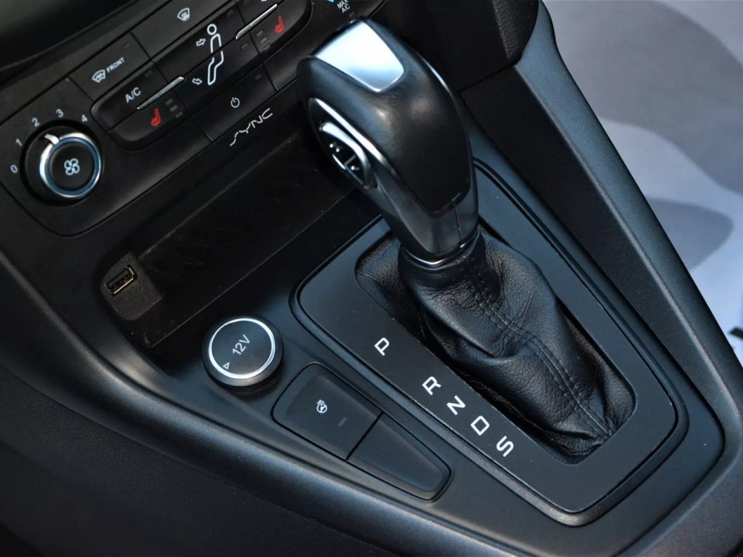 Ford Focus Trend 1.6 МКПП, 2017, 56 533 км фото 15